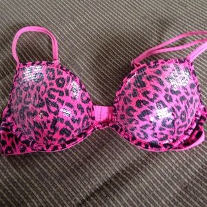 Barely worn push-up plunge PINK bra