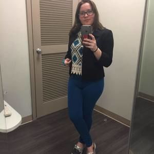 Meet your Posher, Digna