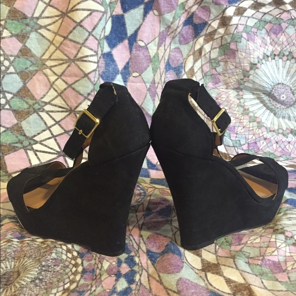 Black & gold wedge - Picture 3 of 4