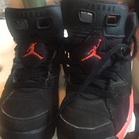 Kid Jordan's - Picture 3 of 4