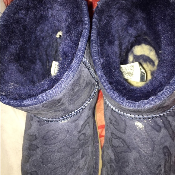 Blue short ugg boots - Picture 2 of 3