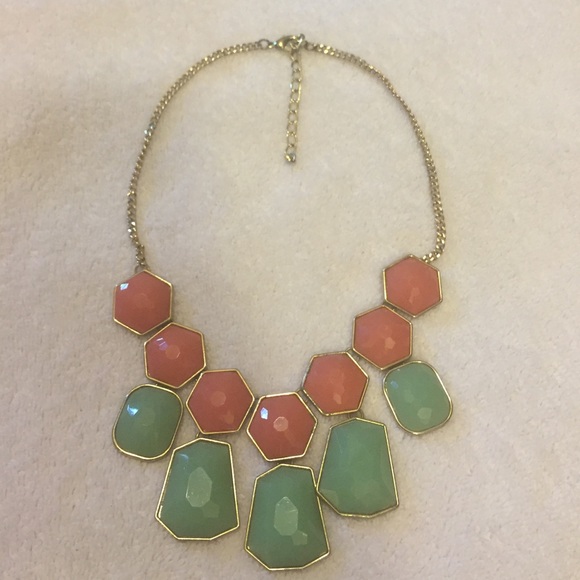 Francesca's statement necklace!