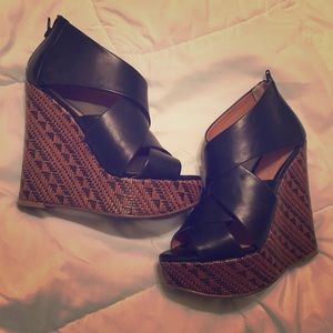 ALDO WEDGES