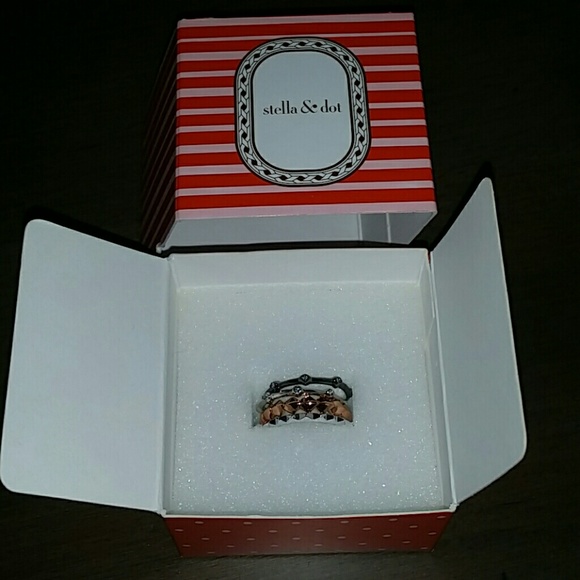 Rings - Stella & Dot sz 7