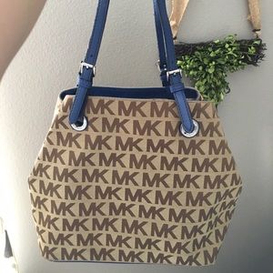 MK shoulder bag!