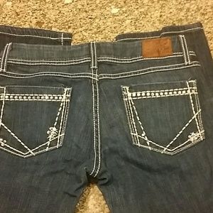 BKE CROPS NEVER WORN.