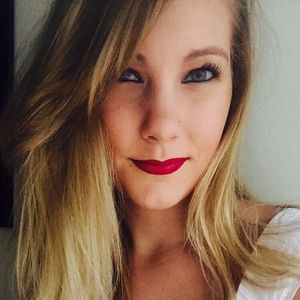 Meet your Posher, Paige