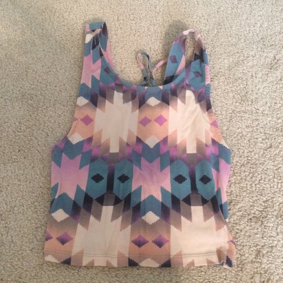 Crop top