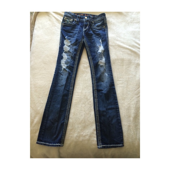 Rock Revival 'Stacy Straight' straight leg jeans!
