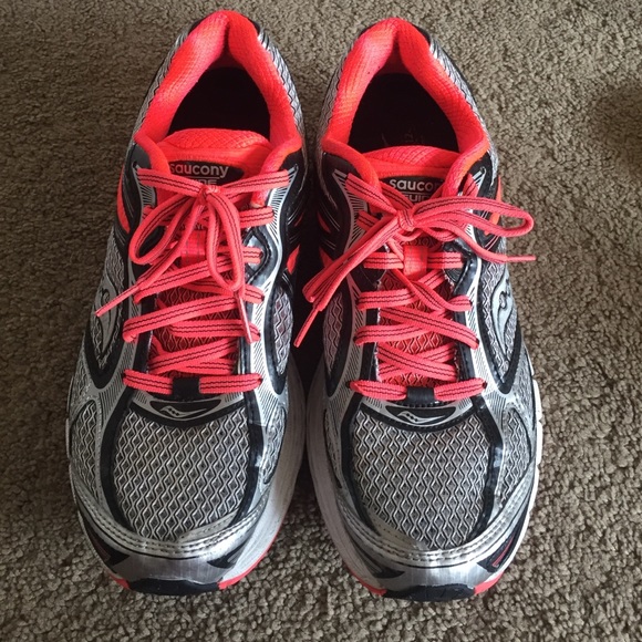 Saucony Guide 7 - Size 9