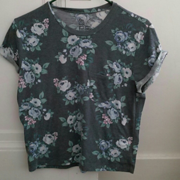 Floral  tshirt