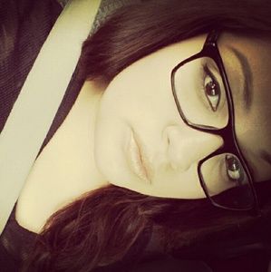 Meet your Posher, Veronica