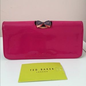 AUTHENTIC Ted Baker Wallet