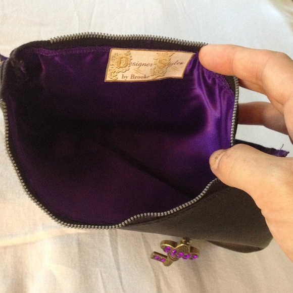 Handmade leather clutch - Picture 2 of 3