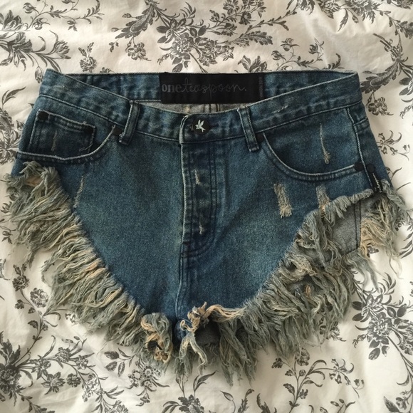 One teaspoon shorts
