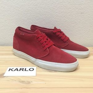 Vans Supreme Chukka "Perf" 
Red/Diamond