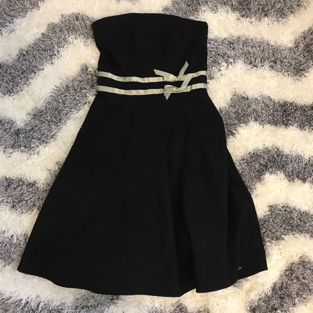 Xoxo Dress with bows (New without tags)