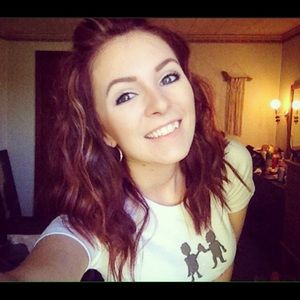 Meet your Posher, Haley