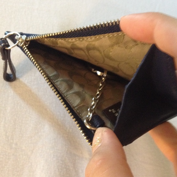 Coach navy leather zipper pouch - Picture 2 of 4