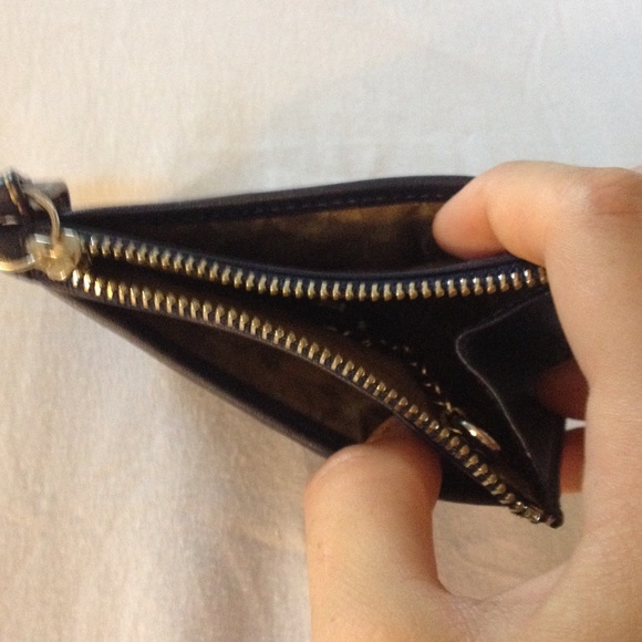 Coach navy leather zipper pouch - Picture 3 of 4