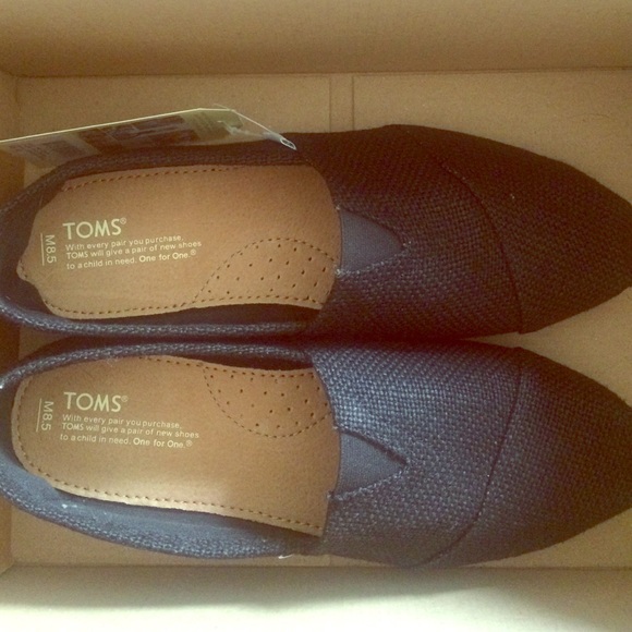 Never Worn Black Toms - Men's 8.5, Women's 10