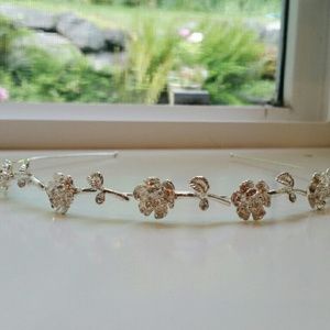 Beautiful Silver Metal Floral Headband