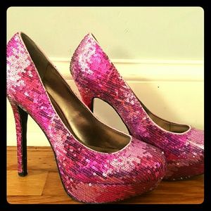 Pink sequin gradient platforms