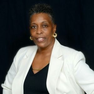 Meet your Posher, Carol