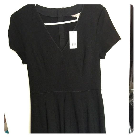 MWT Banana Republic Fit and Flare LBD - Picture 1 of 3