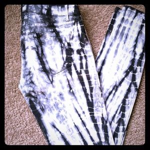 Rich & Skinny black and white jeans, size 26