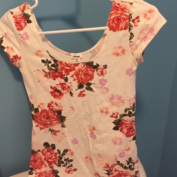 Floral,  capped sleeve ,ballet tee