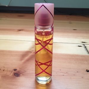 Pink sugar perfume