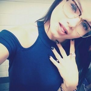 Meet your Posher, Melay