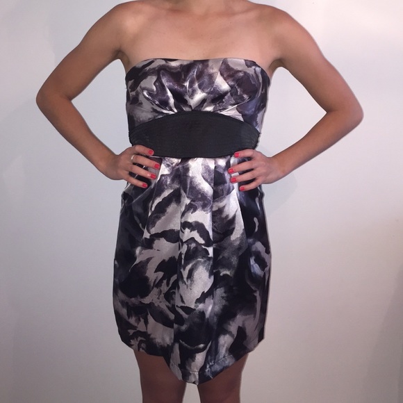 Trixxi Dresses & Skirts - Strapless Cocktail Dress