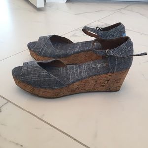 TOMS espadrilles sandals