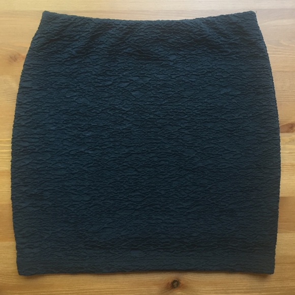 Forever21 textured skirt