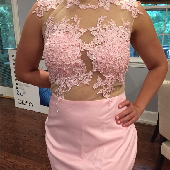 Lace/satin formal or prom dress. - Picture 4 of 4