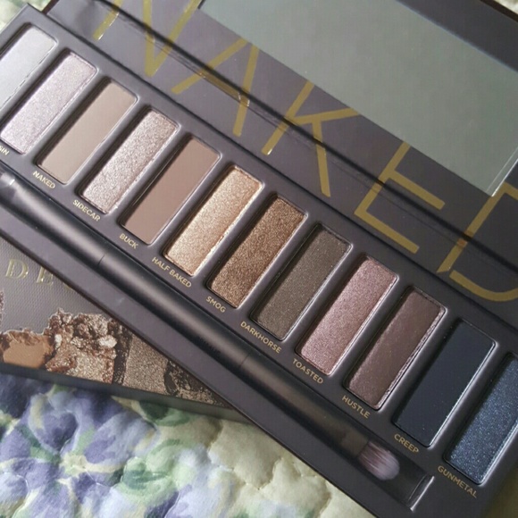 Urban Decay NAKED Original On SALE!!!!!! - Picture 2 of 4