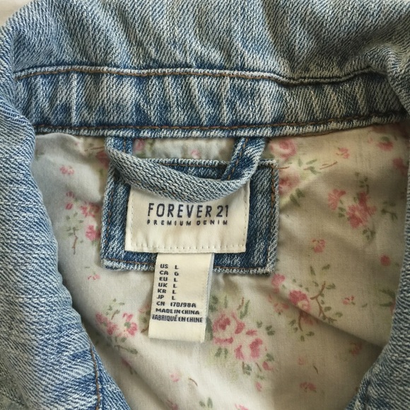 Vest - Picture 3 of 3