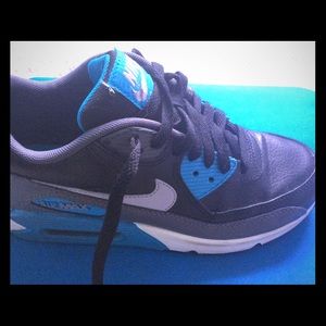 Nike air max navy black and blue
