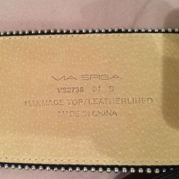 Black Leather Via Spiga Belt, NEVER been worn. - Picture 1 of 4