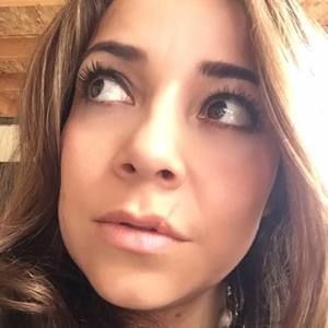 Meet your Posher, Abigail