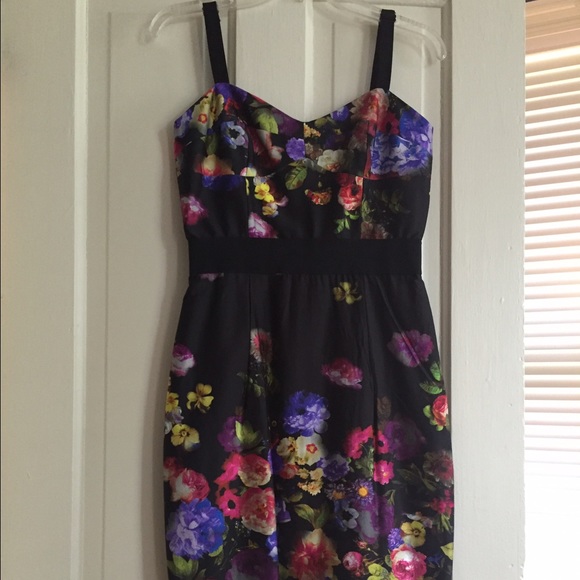 Beautiful saturated color dress!!