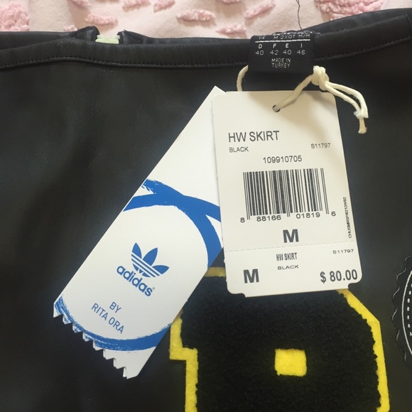 !!!! SOLD !!!! RITA ORA ADIDAS ORIGINAL MINI SKIRT - Picture 3 of 4