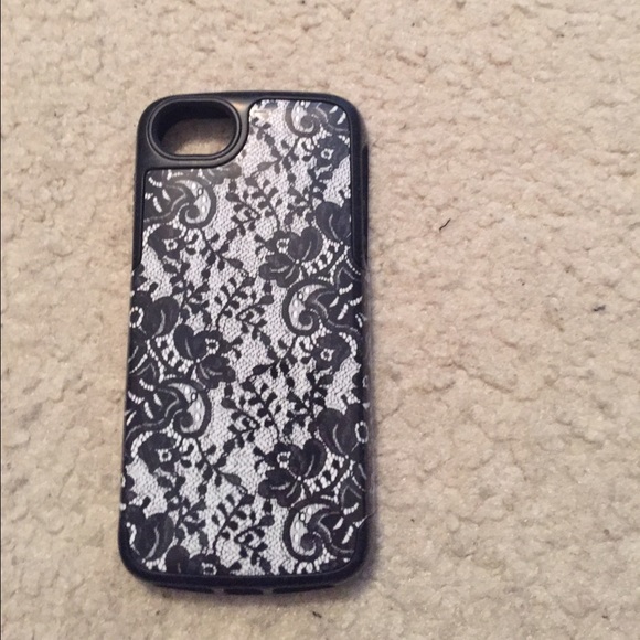 Black and white lace iPhone 5/5s case.