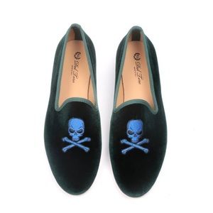 Del Toro Men's Green skull velvet smoking loafers