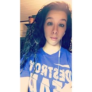 Meet your Posher, Alysa