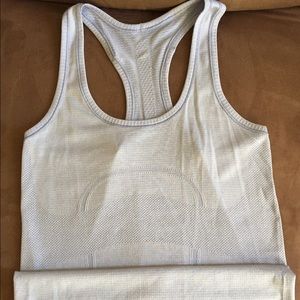 Lululemon Swiftly Tech Racerback Caspian Blue sz6