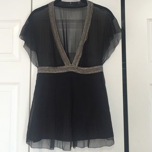 Elie Tahari silk chiffon pleated sheer blouse