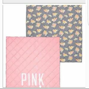 Victorias Secret Comforter